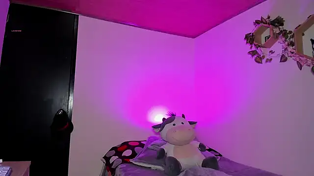 Snapshot of miku_st chatting on 01-14-26, 05:00 miku st online show from 01-14-26, 05:00