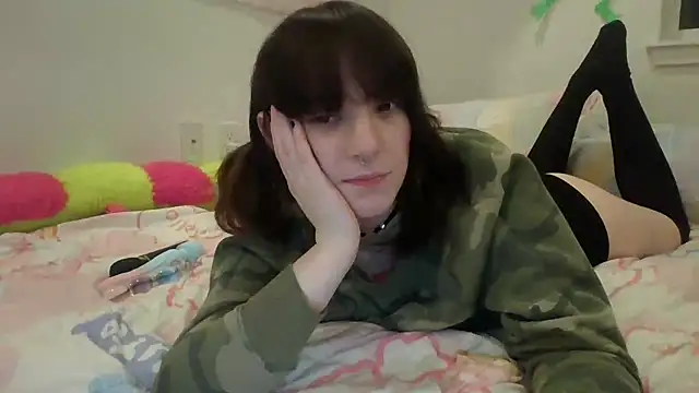 Trickylucy555 online show from 12-21-25, 09:55