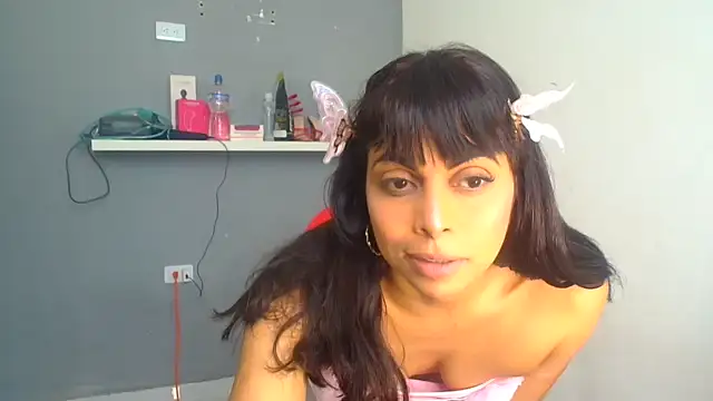 Snapshot of mia_chanel104 chatting on 07-12-26, 07:47 mia chanel104 online show from 07-12-26, 07:47