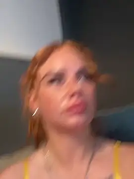 Ellieskyyee1 online show from 11-21-25, 09:25