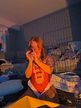 Ellieskyyee1 online show from 12-19-25, 09:39