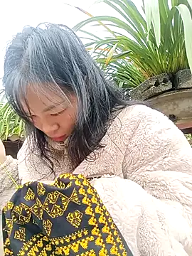Snapshot of Ana-Li- chatting on 10-21-25, 01:38 Ana-Li- online show from 10-21-25, 01:38