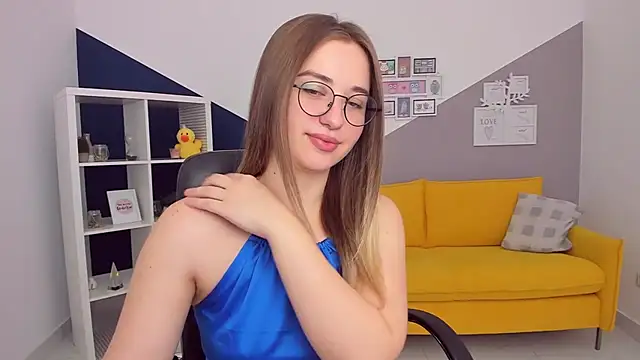 HazelWhityy online show from 03-19-26, 05:40