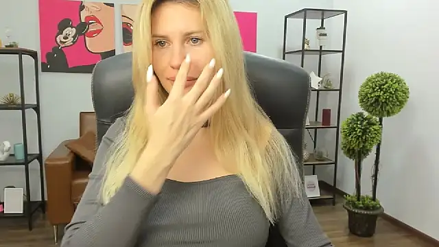 AryaAltkerer online show from 12-21-25, 01:35