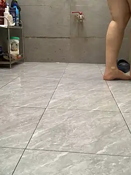 HinayLa online show from 04-15-26, 02:10