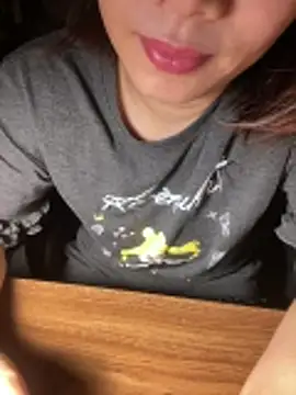 Snapshot of HinayLa chatting on 05-05-26, 03:59 HinayLa online show from 05-05-26, 03:59