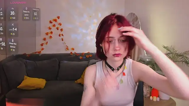 Snapshot of _L_o_r_r_y_ chatting on 10-23-25, 01:54 L o r r y online show from 10-23-25, 01:54