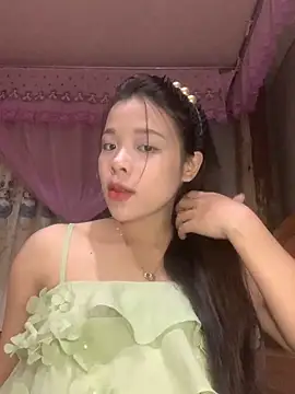 Duck dona online show from 10-24-25, 12:15