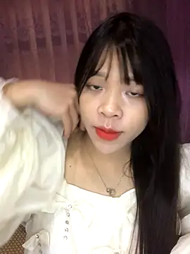 Duck dona online show from 11-18-25, 02:49