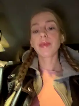 kira mia online show from 11-25-25, 03:12