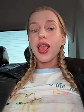 kira mia online show from 03-11-26, 03:50