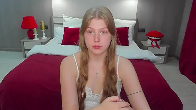 Stella Light online show from 11-20-25, 06:08