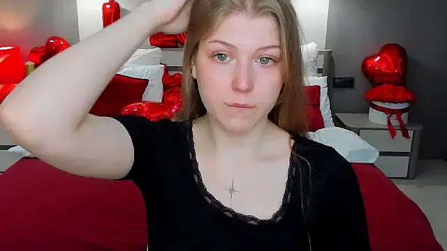 Stella Light online show from 02-19-26, 11:29