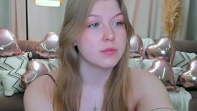 Stella Light online show from 03-18-26, 04:15