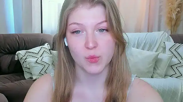 Stella Light online show from 04-06-26, 06:03