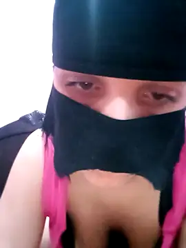 SandyAmr online show from 12-04-25, 08:57