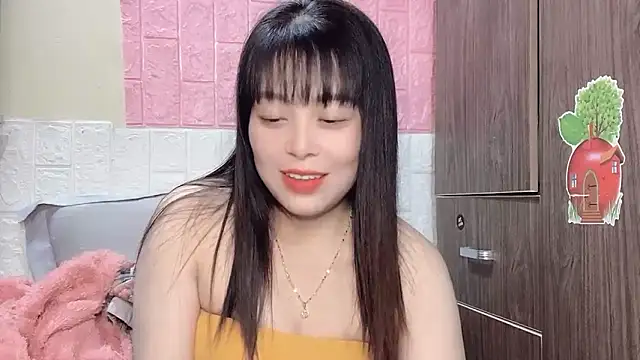 Butterfly kee online show from 11-26-25, 02:17