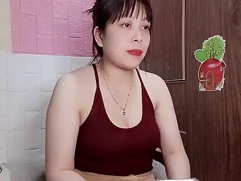 Butterfly kee online show from 11-01-25, 04:56