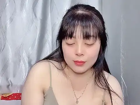 Butterfly kee online show from 01-12-26, 02:24