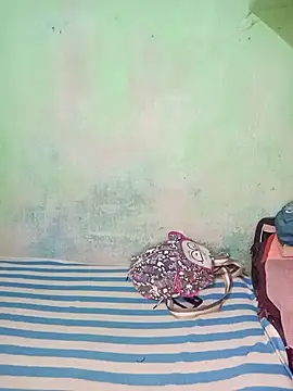Snapshot of Rutika-G chatting on 10-22-25, 01:21 Rutika-G online show from 10-22-25, 01:21