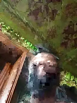 Snapshot of Felicity-204 chatting on 10-19-25, 05:05 Felicity-204 online show from 10-19-25, 05:05