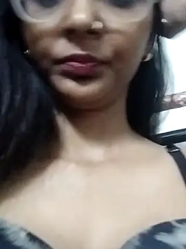 Aaliya BigBoobs 1 online show from 01-07-26, 04:12