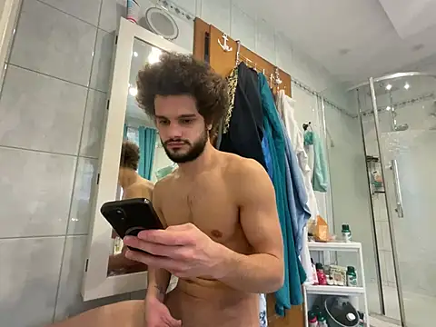 youngboyformommy24 online show from 02-28-26, 01:44