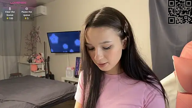 ella simons online show from 11-02-25, 12:15