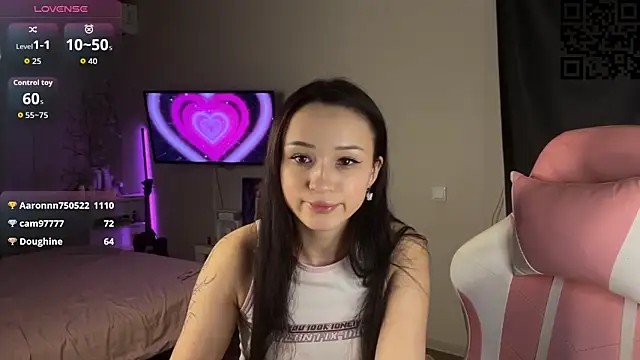 ella simons online show from 11-28-25, 12:11