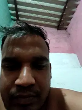 Snapshot of UNIT734 chatting on 11-13-25, 11:25 UNIT734 online show from 11-13-25, 11:25