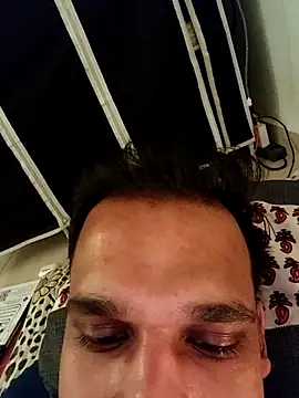 Snapshot of UNIT734 chatting on 10-20-25, 09:32 UNIT734 online show from 10-20-25, 09:32