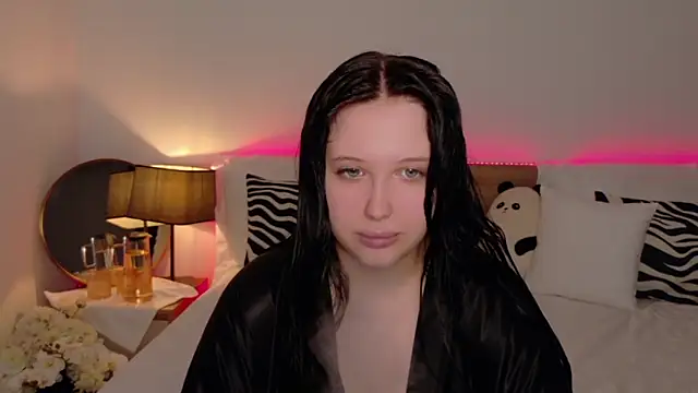 Felicia Herceg online show from 11-07-25, 10:03