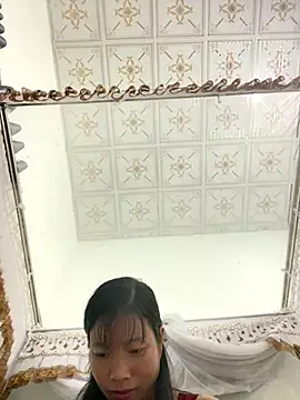 Snapshot of Min_sexyy chatting on 10-24-25, 11:42 Min sexyy online show from 10-24-25, 11:42