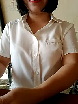 Mina-02 online show from 10-27-25, 08:04