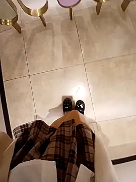 Mina-02 online show from 12-15-25, 04:07