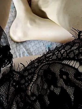 sexydeaChanel online show from 11-04-25, 08:45