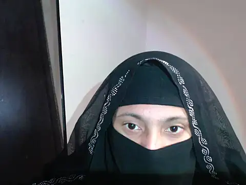 Hottie hania online show from 11-11-25, 05:41