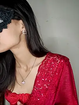 Hottie hania online show from 02-17-26, 05:32