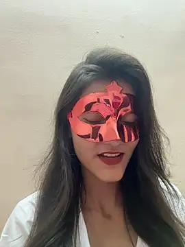 Hottie hania online show from 10-19-25, 08:11