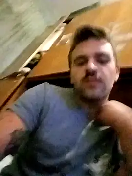 Camionista121998 online show from 11-07-25, 11:08