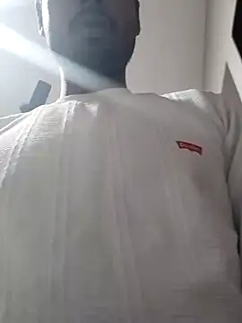 nick2445 online show from 12-16-25, 07:18