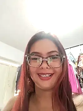 Snapshot of AfroditaSweet@xh chatting on 10-21-25, 04:17 AfroditaSweetxh online show from 10-21-25, 04:17