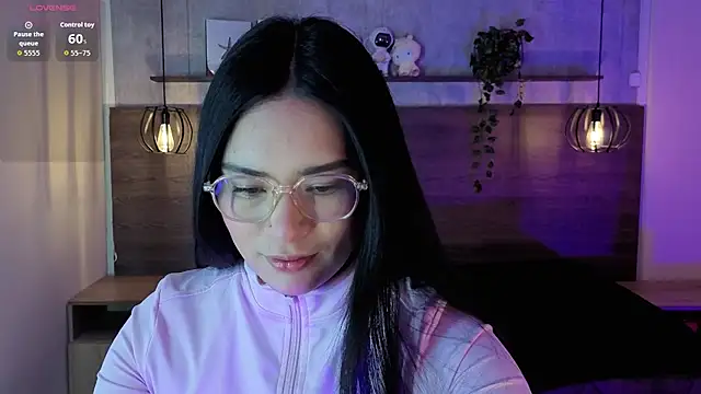 Isa doux online show from 07-04-26, 04:41
