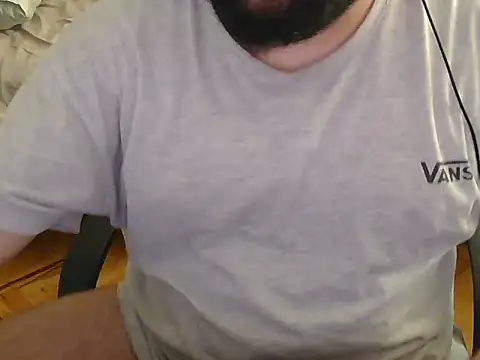 Snapshot of moneyman_11 chatting on 06-21-26, 11:38 moneyman 11 online show from 06-21-26, 11:38
