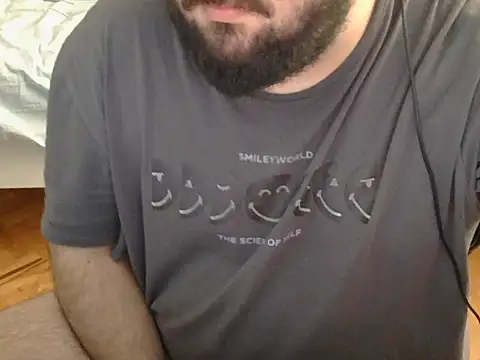 Snapshot of moneyman_11 chatting on 05-25-26, 08:13 moneyman 11 online show from 05-25-26, 08:13