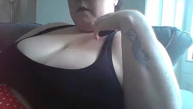 Maya 29x online show from 07-10-26, 01:11