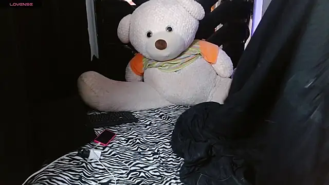 Snapshot of talianha chatting on 05-09-26, 12:25 talianha online show from 05-09-26, 12:25