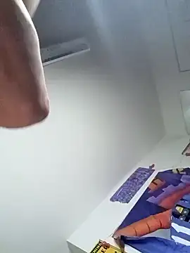 alphacloudGod online show from 10-28-25, 06:12