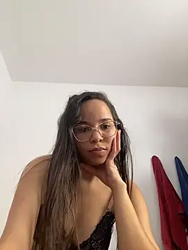 Snapshot of Bab_Angel chatting on 10-27-25, 06:31 Bab Angel online show from 10-27-25, 06:31