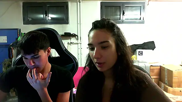 Snapshot of babymelisaaa chatting on 10-20-25, 04:18 babymelisaaa online show from 10-20-25, 04:18